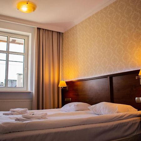 Hotel Pruski Orneta Екстериор снимка