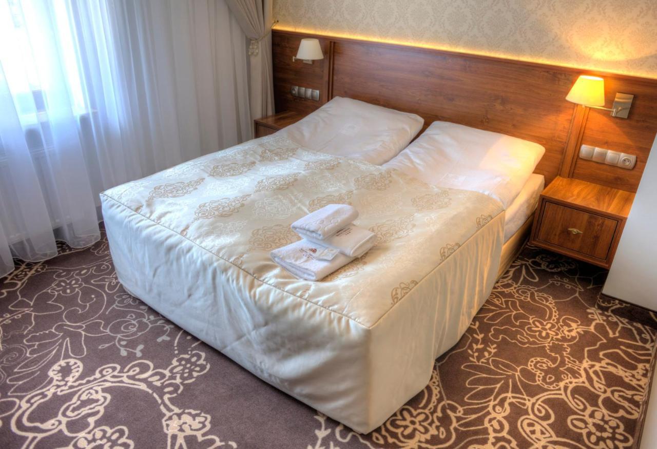 Hotel Pruski Orneta Стая снимка