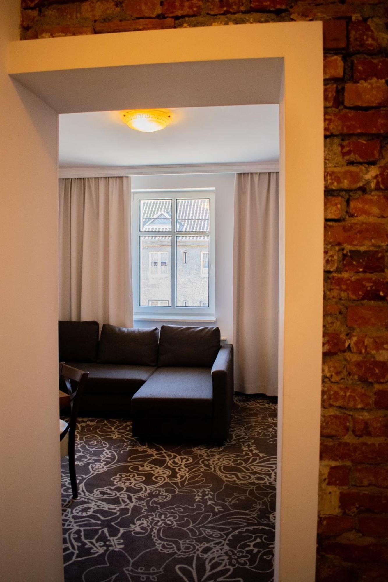 Hotel Pruski Orneta Екстериор снимка