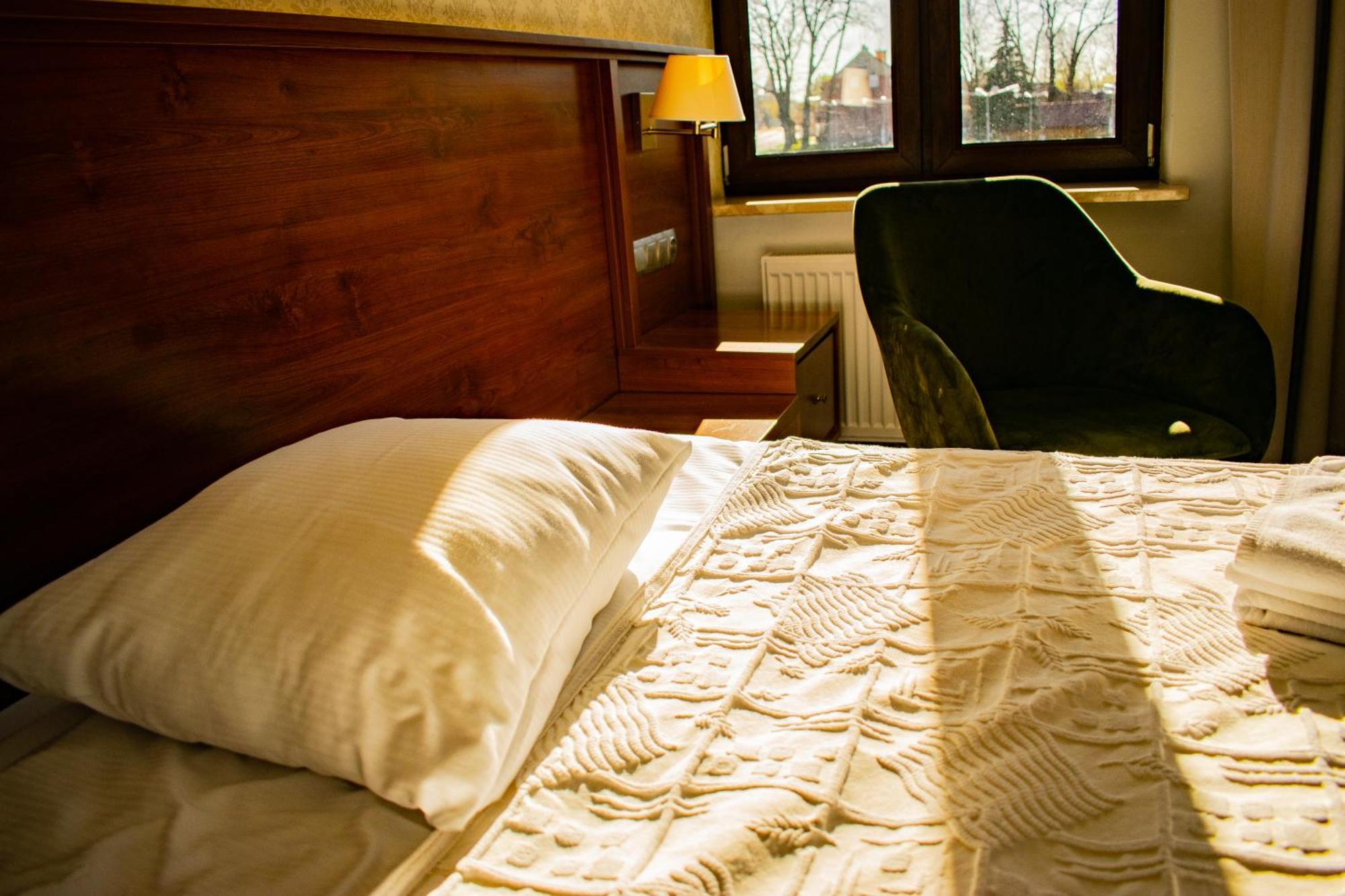 Hotel Pruski Orneta Екстериор снимка