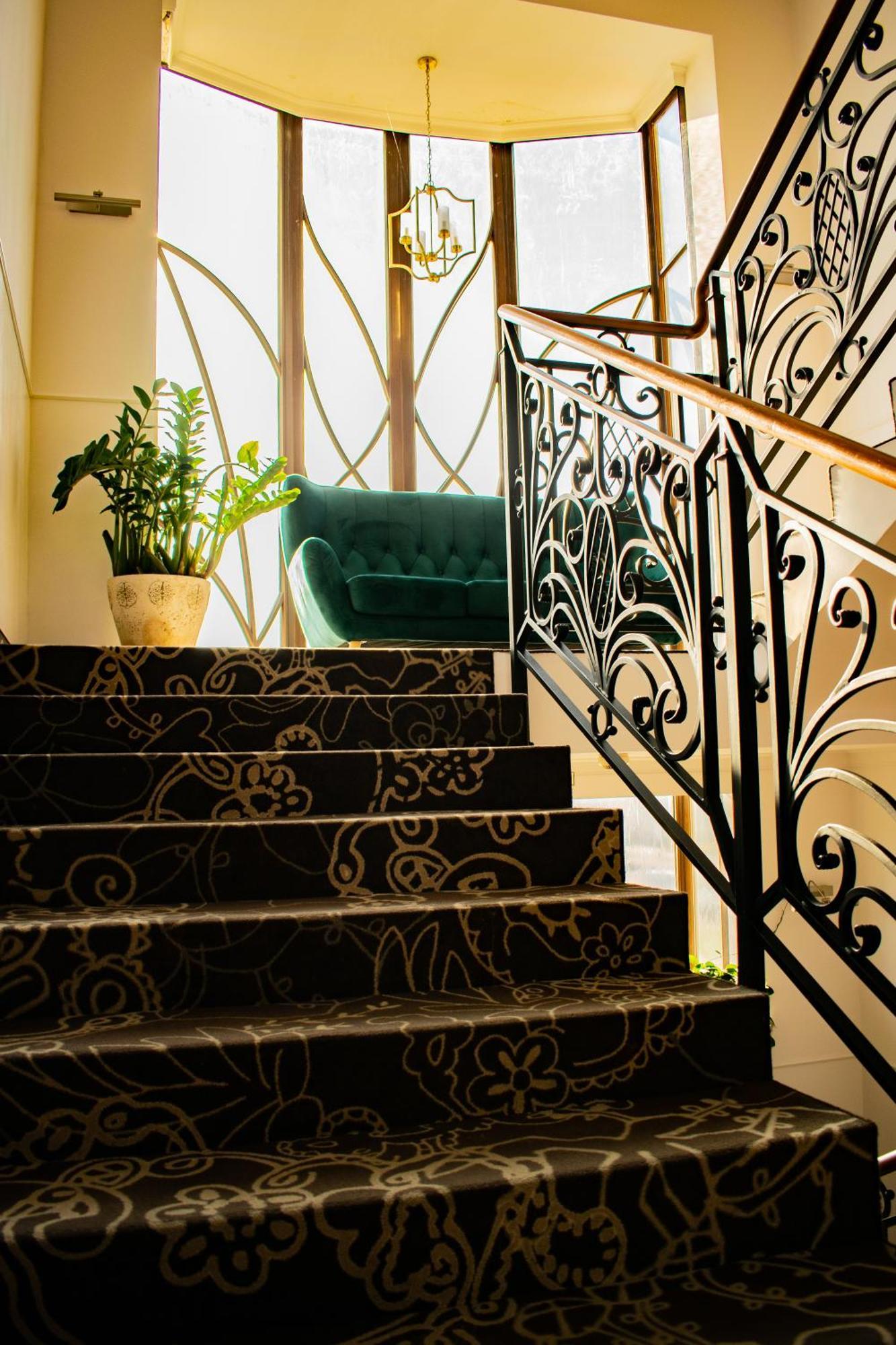 Hotel Pruski Orneta Екстериор снимка