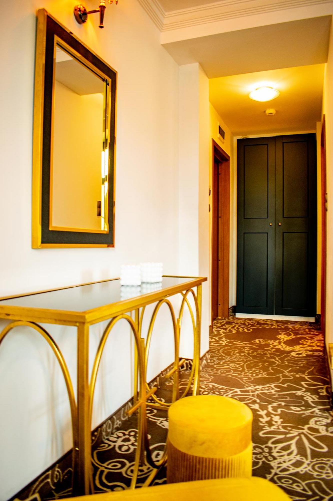 Hotel Pruski Orneta Екстериор снимка