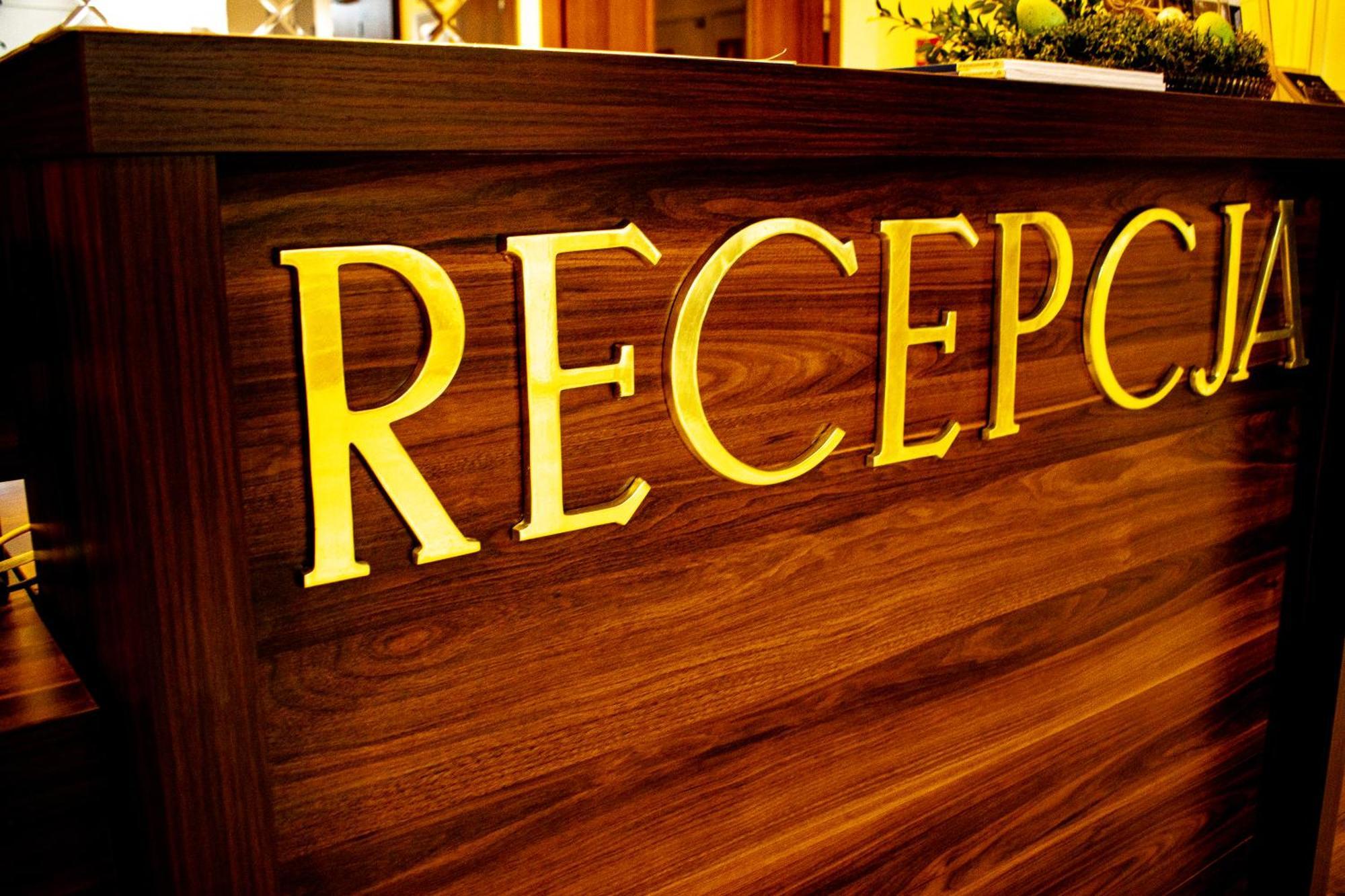 Hotel Pruski Orneta Екстериор снимка