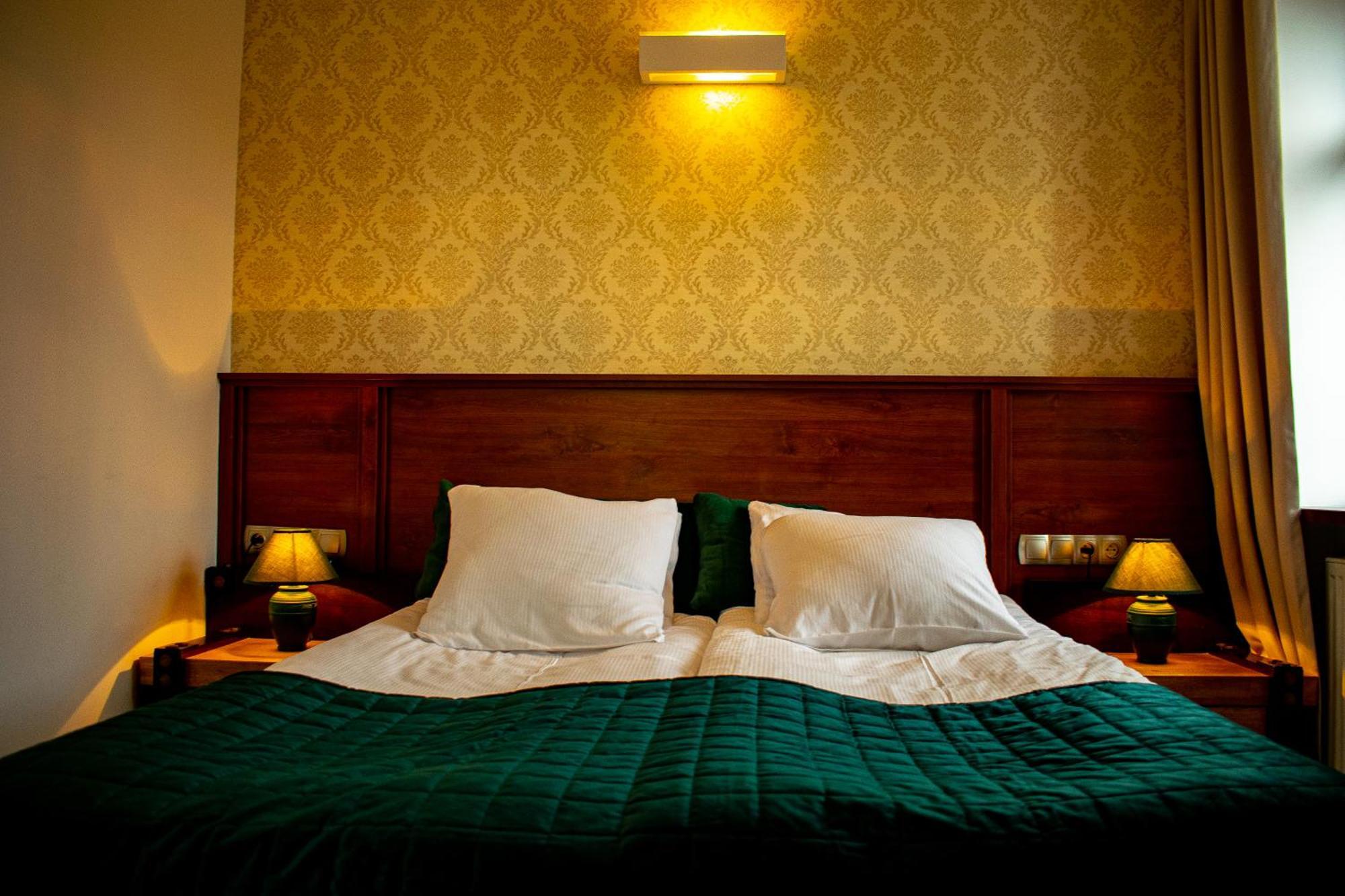 Hotel Pruski Orneta Екстериор снимка