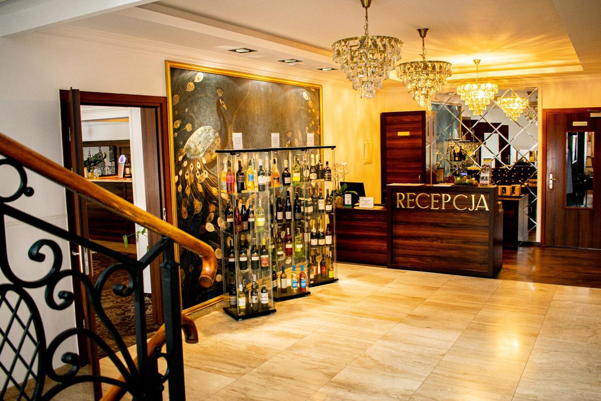 Hotel Pruski Orneta Екстериор снимка
